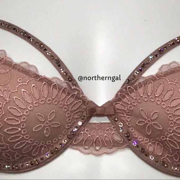 Victoria's Secret Designer 3 Piece Lingerie Set - Picture 12 of 16